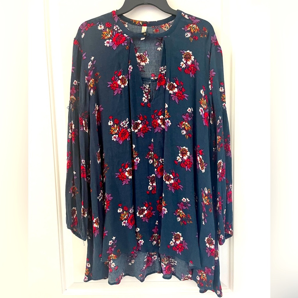 🔥Free People small blue flower dress tree swing retro floral long sleeve pockets
